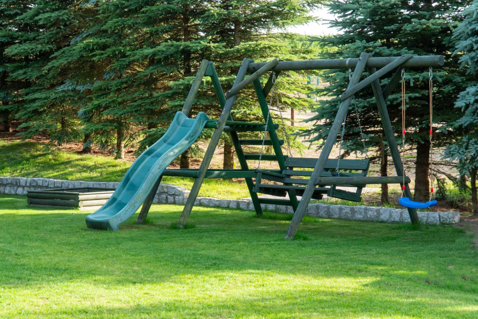 Poziomka &mdash; Spielplatz